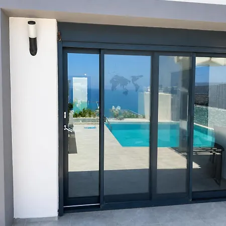 Stunning 3-bedroom Sea View With Private Pool, Garden & Bbq In Yalikavak, Villa